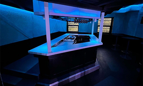 500x300_M2_SmokingLounge